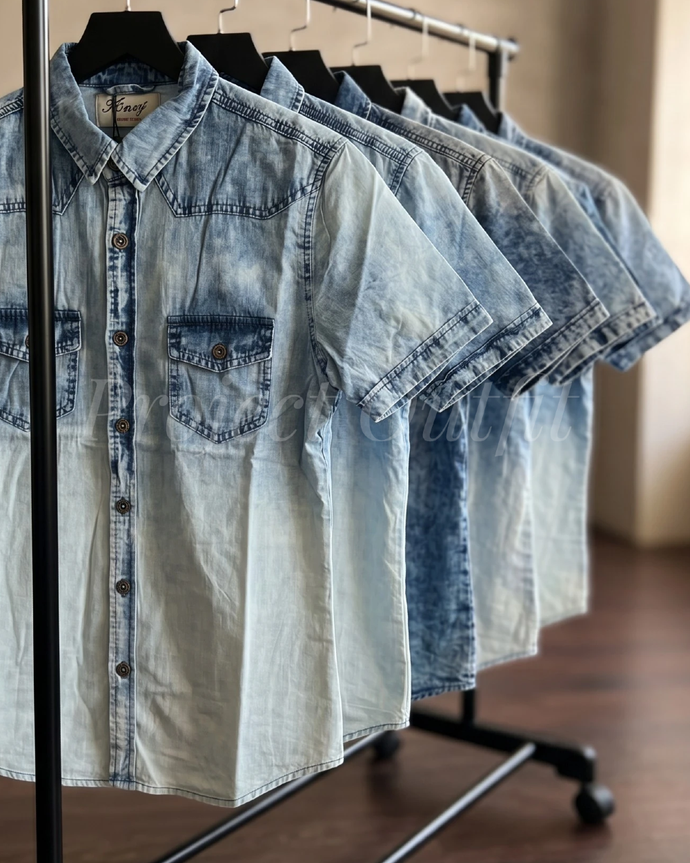 Koszula jeansowa Acid Wash & Ombre z krótkim rękawem